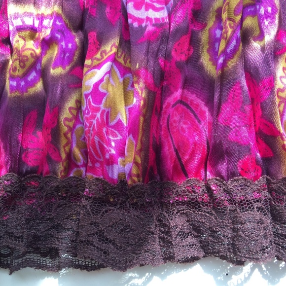 Fuschia flowy skirt - Picture 6 of 6